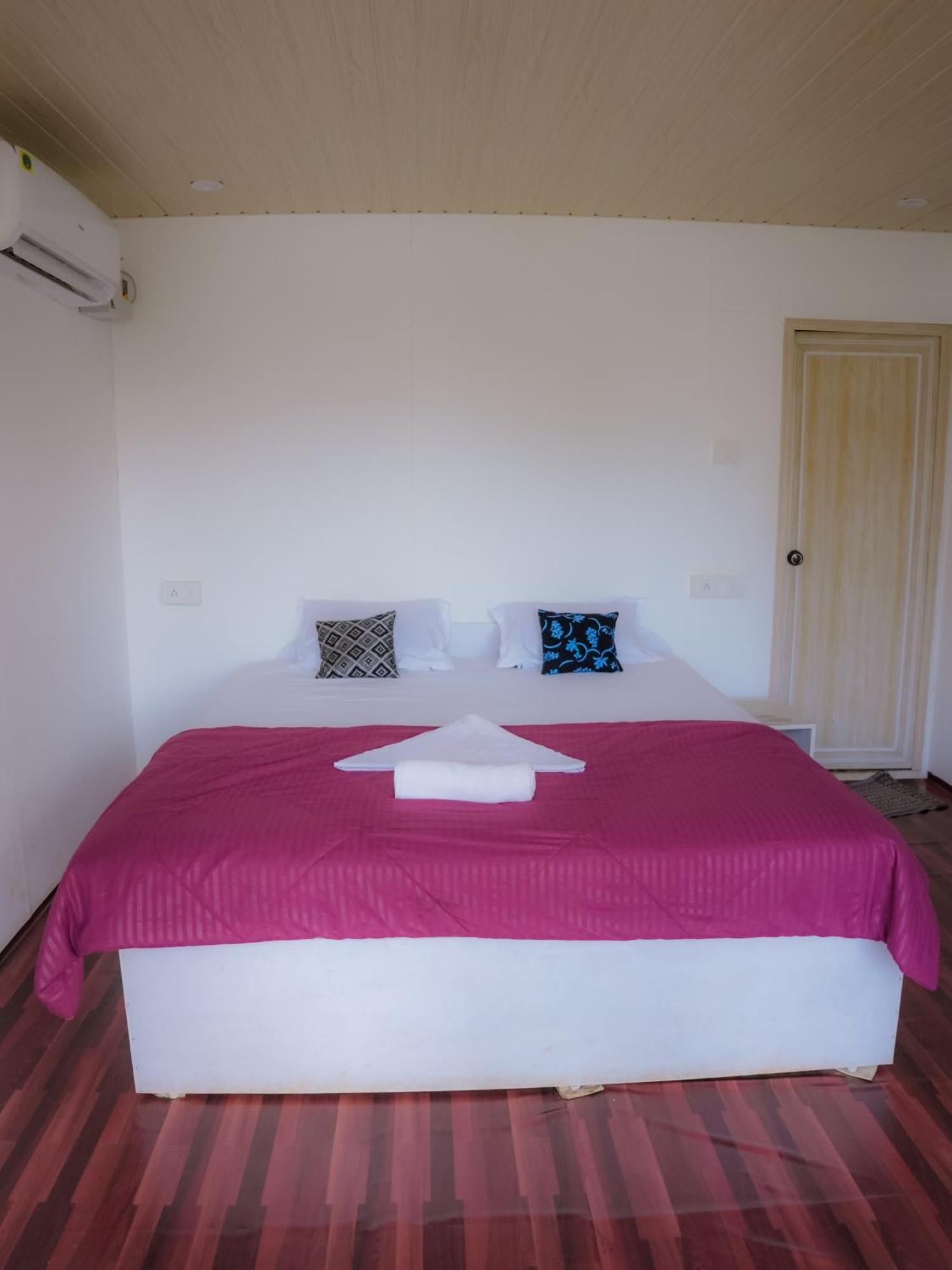 Отель Hilltop Seaview Palolem Goa Экстерьер фото